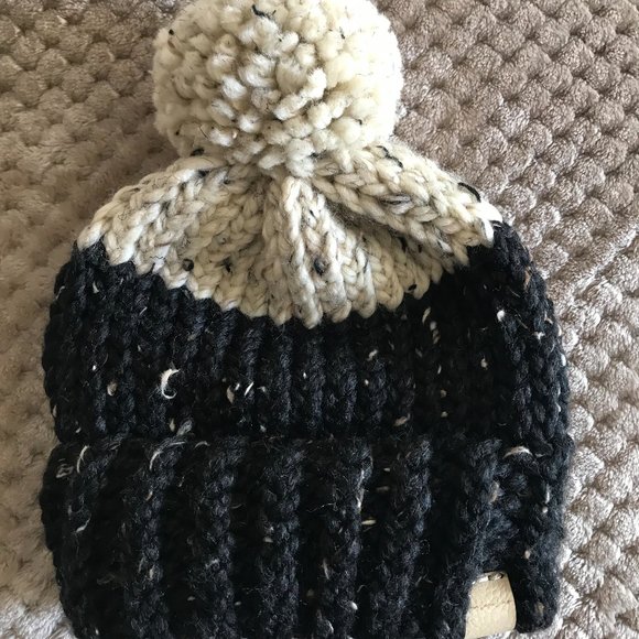 Double Brim Knit Hat [Obsidian & Oatmeal] - Picture 3 of 5